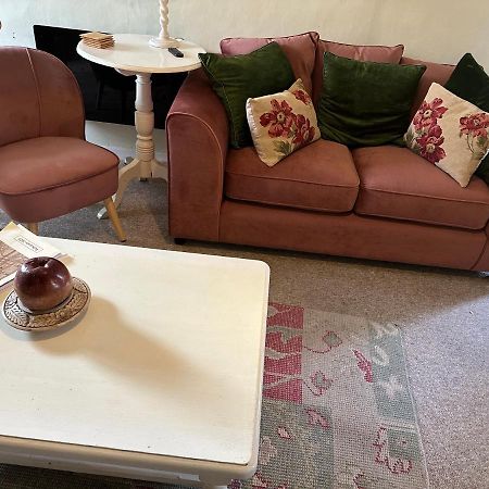 2 Bedroomed Cottage Near Quay Blakeney  Exteriör bild