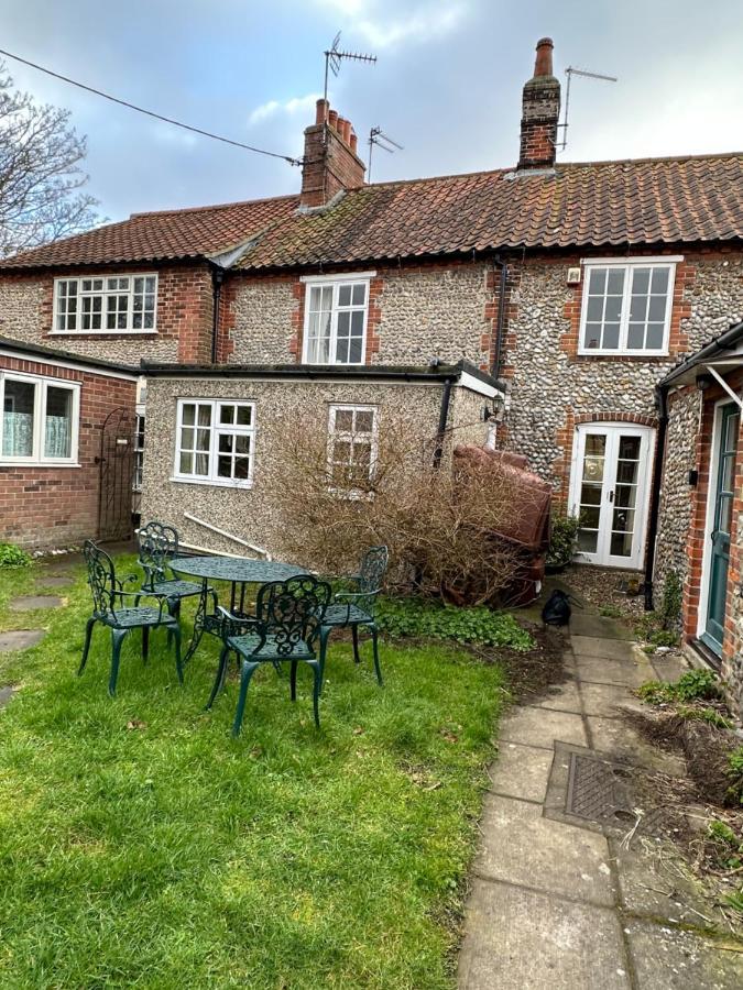2 Bedroomed Cottage Near Quay Blakeney  Exteriör bild