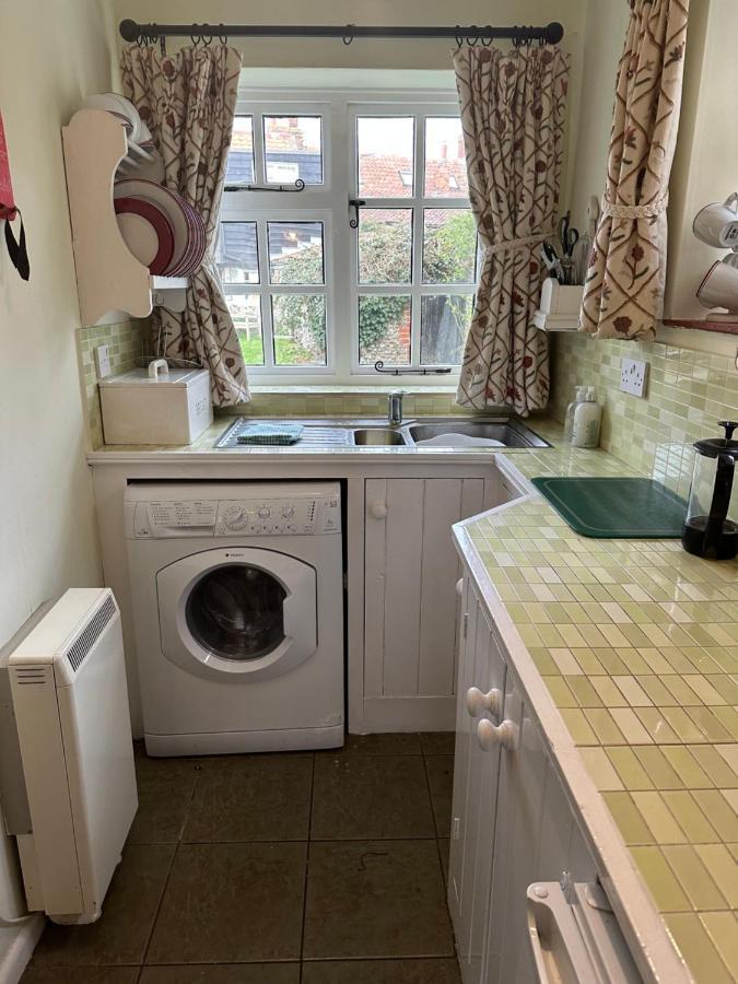 2 Bedroomed Cottage Near Quay Blakeney  Exteriör bild