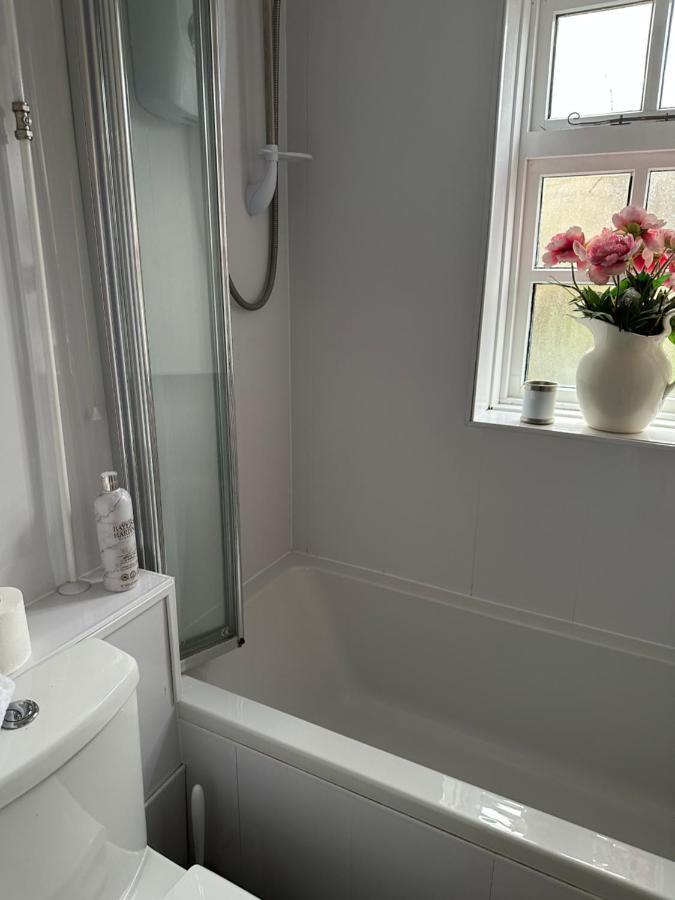 2 Bedroomed Cottage Near Quay Blakeney  Exteriör bild
