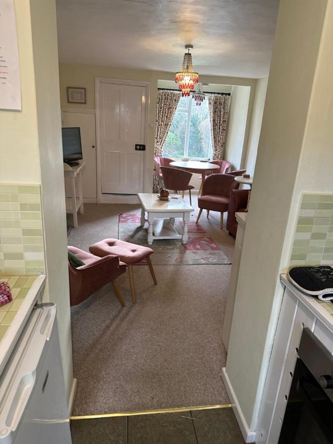 2 Bedroomed Cottage Near Quay Blakeney  Exteriör bild